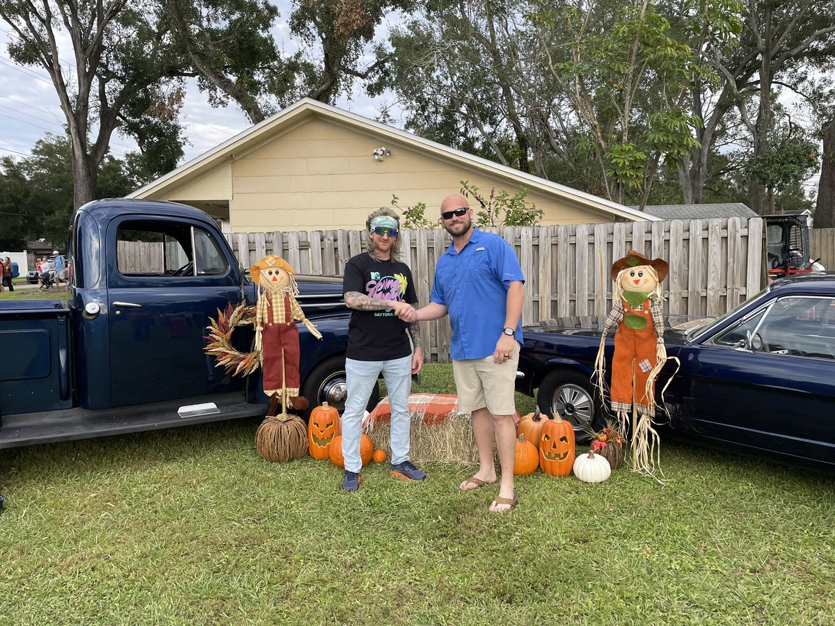 Proof <a href="/DeeWayneGrindz/">Dee’Wayne Grindz</a> and <a href="/MikeRollinsSIP/">Mike Rollins</a> are two different people.