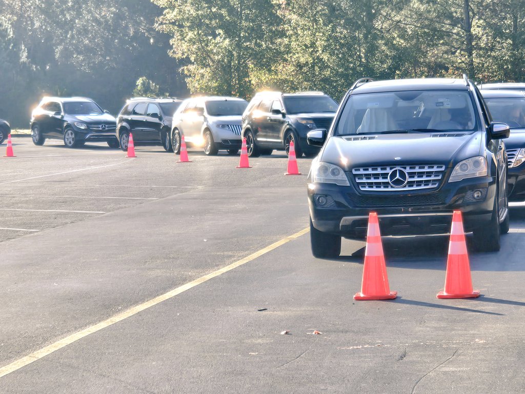 KimCayetano4's tweet image. Thanks, Goodr/WellStar Health System and the Paulding County School District employees (family of PCSD employees) for volunteering Saturday as our families picked up food, literature &amp;amp; additional resources. It really takes a village!
#PCSD❤️WellStar/Goodr