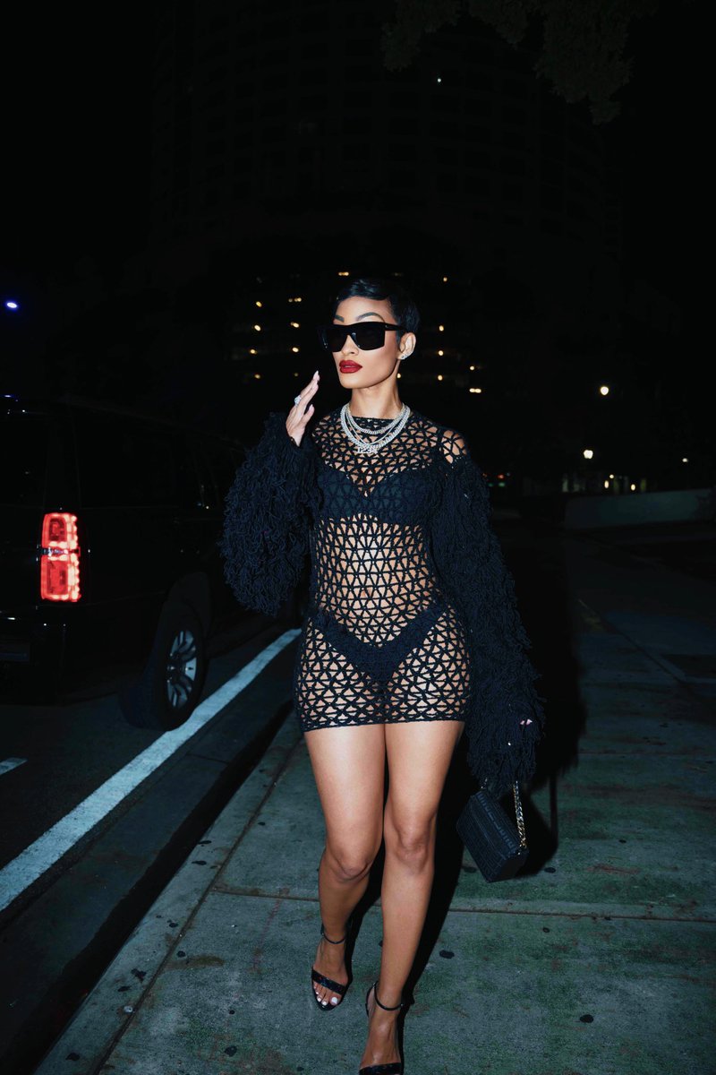 JaneishaJohn's tweet image. ✨😎💋 Miami Nights wearing @officiallysoka