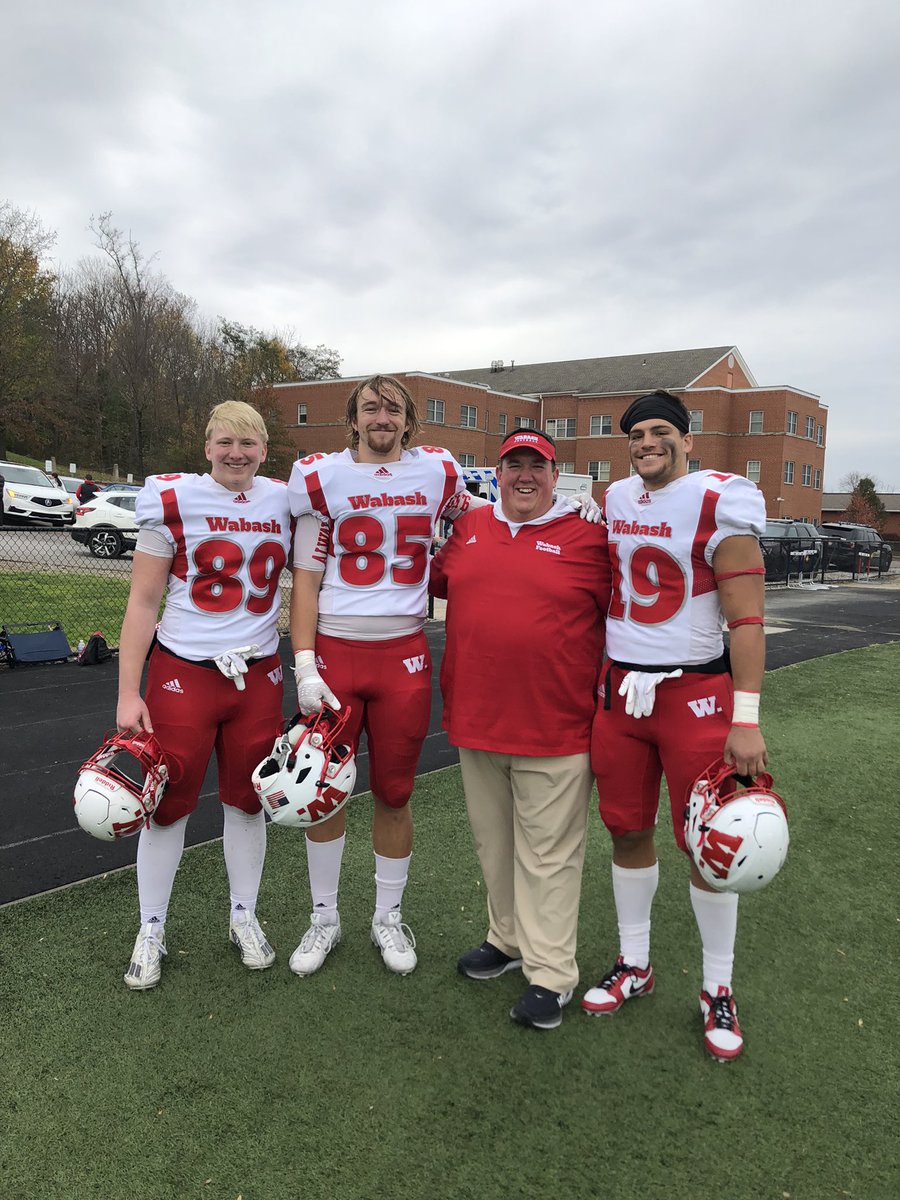 n_aker73's tweet image. Happy National Tight End Day to all  who celebrate!   #WAF