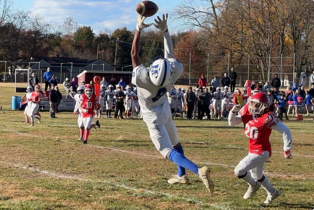 Big Central Gridiron (@bcnjgridiron) on Twitter photo Some photos from the action in <a href="/seatersfootball/">BHS Football</a>’s 34-26 over <a href="/GoJaysAthletics/">MHS Athletics</a> on Saturday afternoon. #njfootball #hsfootball #bigcentral #BCCFOOTBALL <a href="/BHSSeaters/">Belvidere High</a> <a href="/BelvidereHS/">Belvidere HS</a> @<a href="/GoJaysFootball/">MHS Football</a> Some photos from the action in <a href="/seatersfootball/">BHS Football</a>’s 34-26 over <a href="/GoJaysAthletics/">MHS Athletics</a> on Saturday afternoon. #njfootball #hsfootball #bigcentral #BCCFOOTBALL <a href="/BHSSeaters/">Belvidere High</a> <a href="/BelvidereHS/">Belvidere HS</a> @<a href="/GoJaysFootball/">MHS Football</a>
