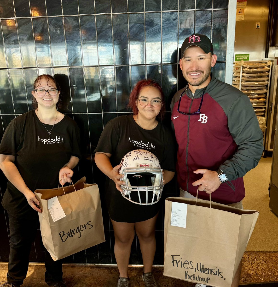 Thank you to <a href="/hopdoddy/">Hopdoddy Burger Bar</a> for treating our coaching staff to lunch! 

<a href="/FBswarmfootball/">Flour Bluff Football</a> 

#SWARM #CPH #FAMILY