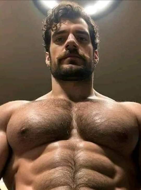 WeonChileno's tweet photo. Yo cuando abro por error la cámara frontal: https://t.co/GPchVvyiFB