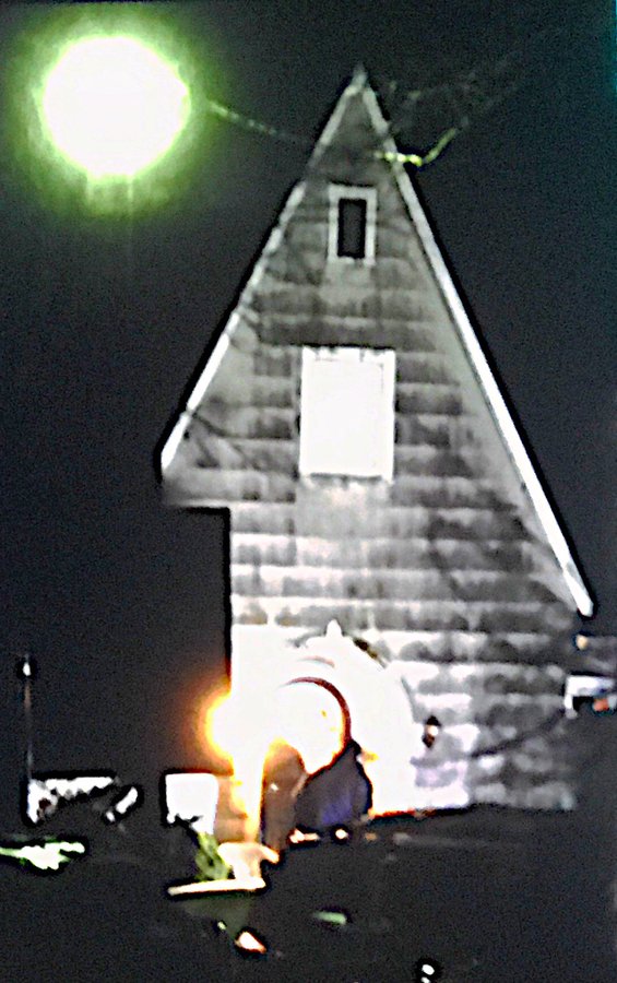 MattBlacInc's tweet image. #ARCHIVES | #ALLEYESONDELPHI 

#DELPHIARCHIVES

&apos;Note: On Thursday night, February 16th, 2⃣0⃣1⃣7⃣
law enforcement officers executed a search warrant on a home at
1⃣1⃣0⃣3⃣6⃣ West Bicycle Bridge Road, #Delphi, IN.  The warrant was part of the ongoing Delphi investigation. At this…