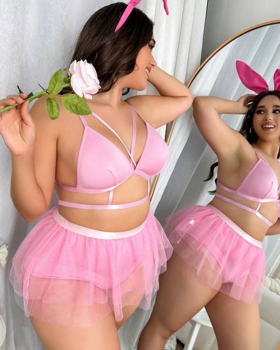 Sexys disfraces en tallas plus (1xl y 2 xl) 🎃

Disponibles para entrega 👻