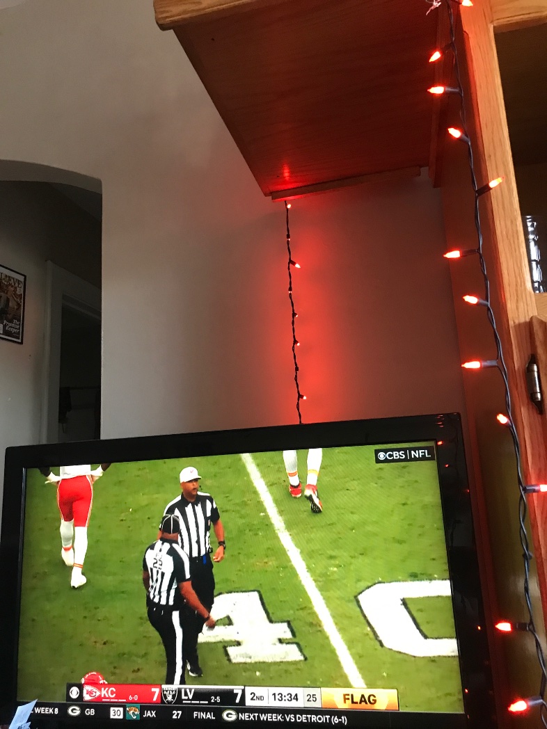 usafamamameeks's tweet photo. No worries (Kermit Kermit)  He’s our Man … if He can’t do it …. No “WON” Can  
@Chiefs 
@tkelce 
My shirt says…. Bowl Win Champs 🤩
Gooooo Mahomes https://t.co/k6rT1mFf1r