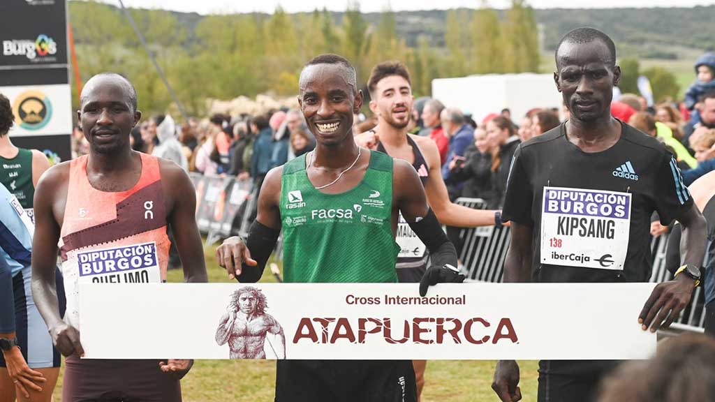 Ebresports (@ebresports1) on Twitter photo 🏃♂️ El bateà Adam Maijó en catorzena posició del prestigiós Cross Internacional d’Atapuerca
▶ LA NOTÍCIA: ebresports.cat/el-batea-adam-…
<a href="/atletismoRFEA/">atletismoRFEA</a> <a href="/Adammaijof/">Adam.M.F</a> <a href="/soycorredor_es/">CORREDOR\</a> <a href="/CarrerLliure/">CarrerLliure</a> <a href="/Atletisme_FCA/">Federació Catalana d’Atletisme</a> <a href="/ccterraalta/">Consell Comarcal de la Terra Alta</a> <a href="/esportcat/">Esports</a> <a href="/JoanBarbera7/">joanbarbera</a> #Batea #TerresdelEbre 🏃♂️ El bateà Adam Maijó en catorzena posició del prestigiós Cross Internacional d’Atapuerca
▶ LA NOTÍCIA: ebresports.cat/el-batea-adam-…
<a href="/atletismoRFEA/">atletismoRFEA</a> <a href="/Adammaijof/">Adam.M.F</a> <a href="/soycorredor_es/">CORREDOR\</a> <a href="/CarrerLliure/">CarrerLliure</a> <a href="/Atletisme_FCA/">Federació Catalana d’Atletisme</a> <a href="/ccterraalta/">Consell Comarcal de la Terra Alta</a> <a href="/esportcat/">Esports</a> <a href="/JoanBarbera7/">joanbarbera</a> #Batea #TerresdelEbre