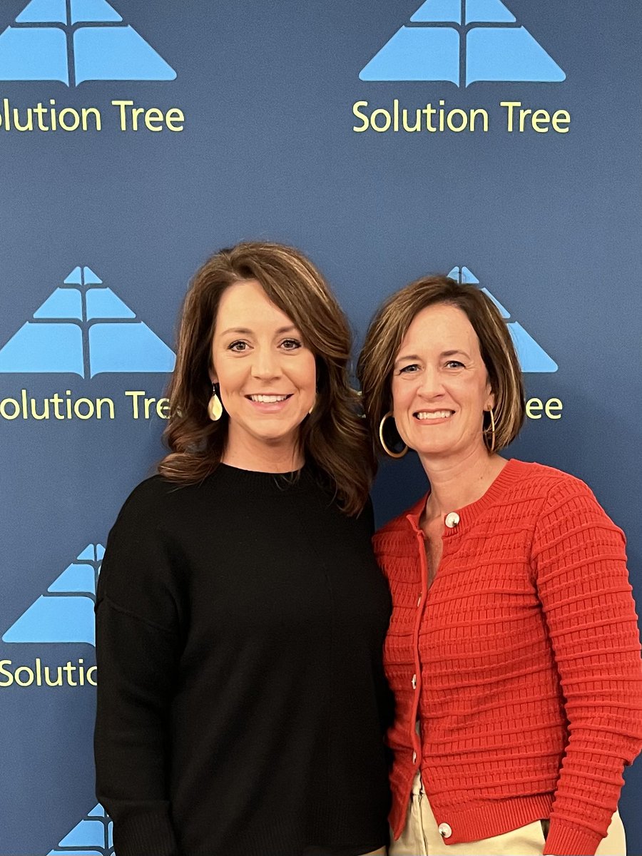 ashlee_ciccone's tweet image. A fabulous Chicago weekend learning from the best with the best @Molly_Capps ♥️ @SolutionTree #PLCatWork
