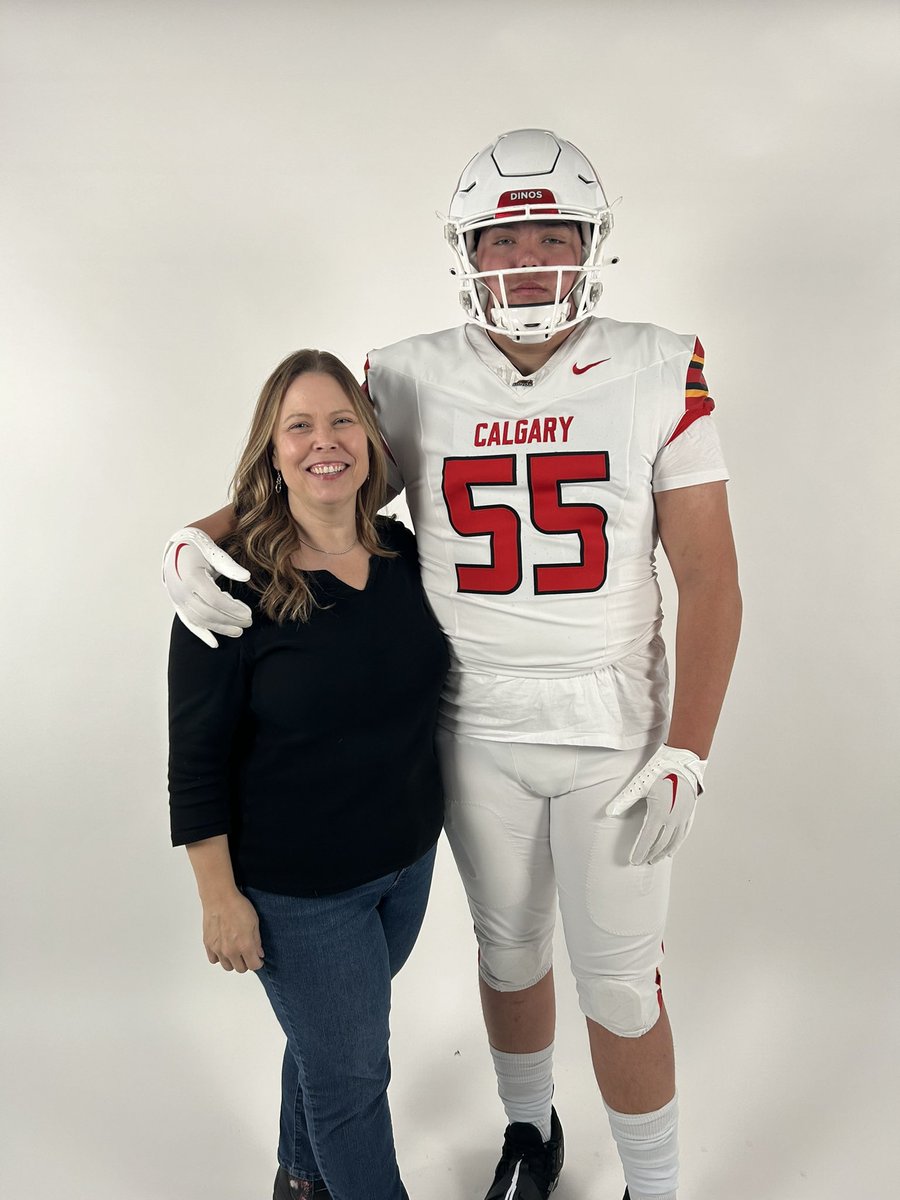 Thank you <a href="/CLAnstey/">Christopher Anstey</a> and <a href="/Coach_Sheahan/">Ryan Sheahan</a> for all the hospitality at my visit this weekend at <a href="/Dinos_Football/">UCalgary Dinos Football 🏈</a> I’m looking forward to being in contact soon.