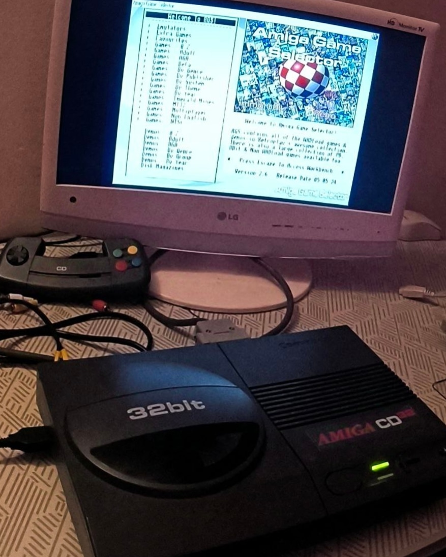 aMiGaTrOnIcS's tweet photo. I'm hot... 🫦
#CommodoreAmiga #AmigaCD32 #retrogaming #videogames #TerribleFire #ags https://t.co/XpAMp9rDgp