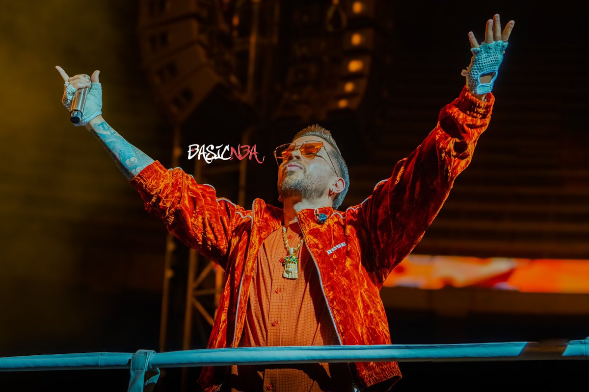 NeaSinOficio's tweet photo. Fotos a la 🐐 @DeLaGhettoReal 
#basicnea #streamfighters3 #delaghetto 
https://t.co/wtxxbfy8ZB https://t.co/QcSOaFcoNn