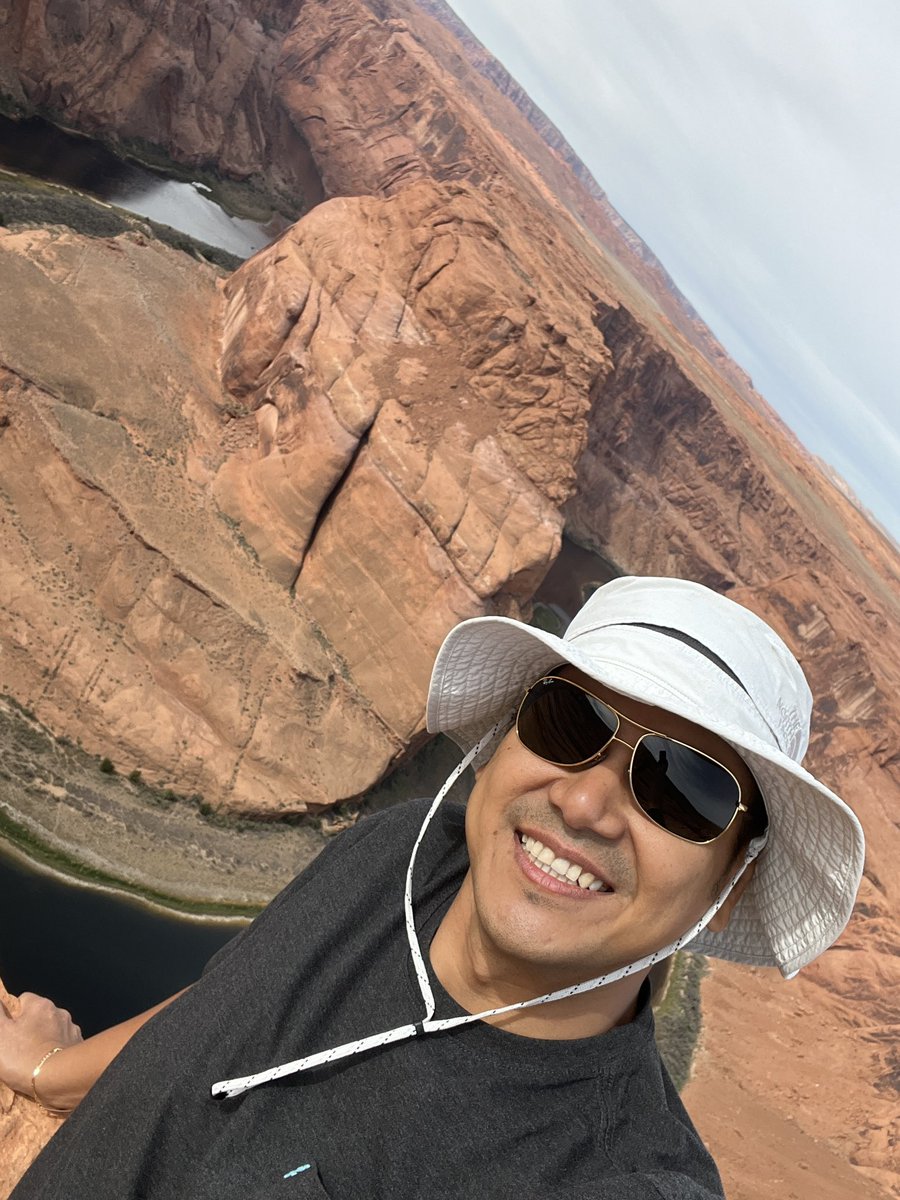 TheRealAligaga's tweet photo. #Pinoy in #Arizona #horseshoebend https://t.co/sCiUCuFxAj
