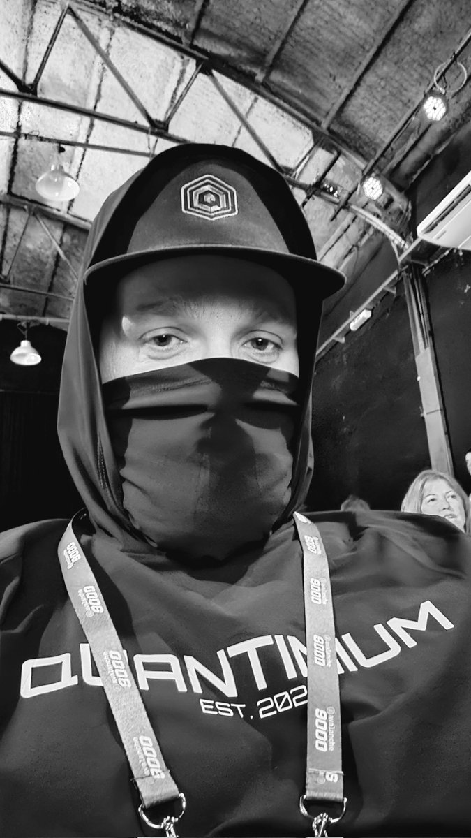 addiell0pez's tweet photo. Our hoodies are ๐ฅ #Quantinium #ninja ๐ฅท https://t.co/WIxl56Mu39