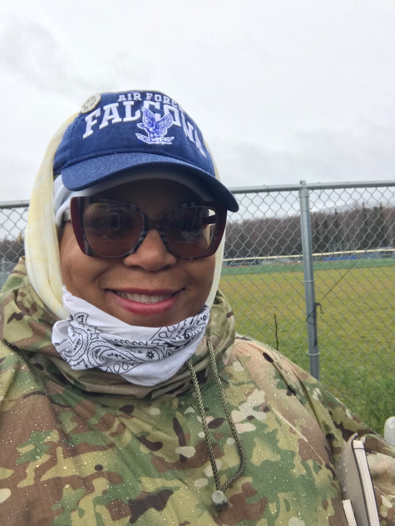 usafamamameeks's tweet photo. #BeatArmy from Anchorage Alaska!  Fly High @AF_Football 
Go
Fight 
Win https://t.co/5aRr8pH0xW