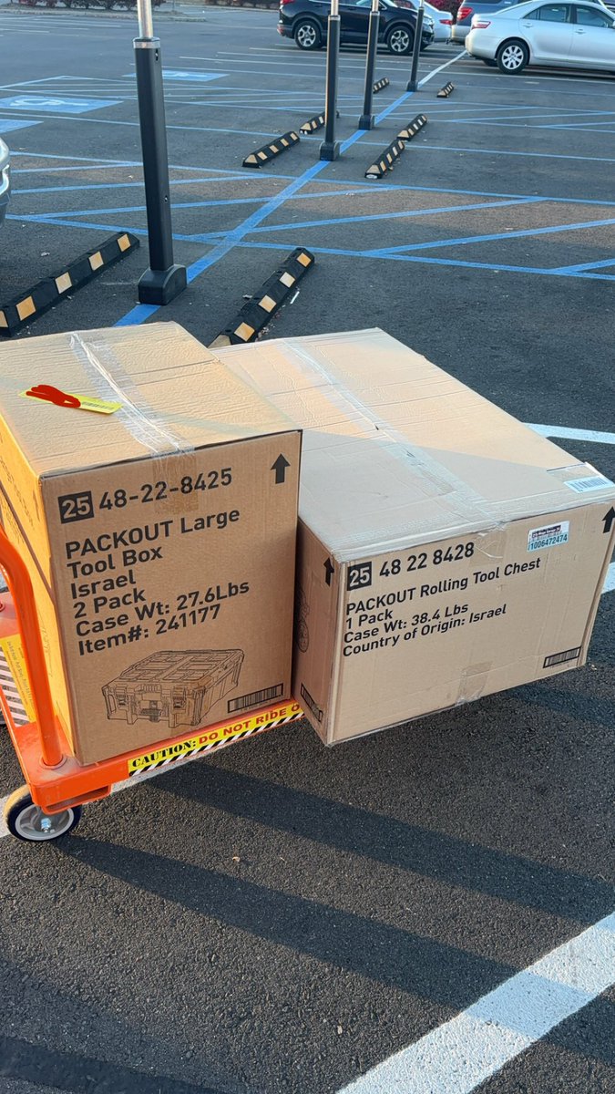 jakef0101's tweet image. @PriceErrors W again, 1 more order processing for pickup, hope it goes through🙏🏻