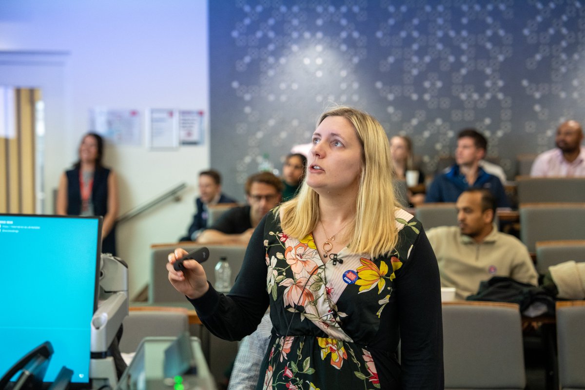 Thank you to <a href="/TheBJCA/">BJCA 📊</a> <a href="/hollymorgs/">Holly</a> <a href="/BJCAstarter/">BJCA Starter</a> for asking me to speak at Headstart this weekend. I had a great time! Hope to inspire future #EPeeps!