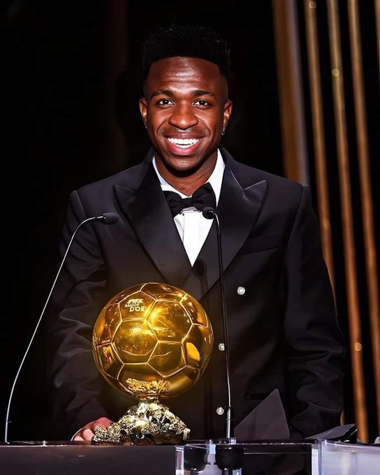 Cr7stianismo_'s tweet photo. 🚨HILO:

Personajes, periodistas, futbolistas y prensa a los que Vinícius Junior les dará bien de mamar mañana.

Si podéis apoyar, os lo agradezco🙏 https://t.co/6RlJRVlliW