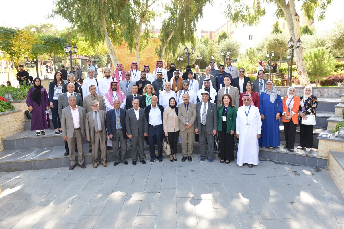 ss88nn88's tweet photo. ضمن المشاركة بورقة بحثية في أعمال المؤتمر الدولي السابع عشر لرعاية الموهوبين والمتفوقين 26_27/ أكتوبر. بتنظيم من المجلس العربي للموهوبين والمتفوقين 
في جامعة البتراء بالأردن. https://t.co/QGdXWYIuyW