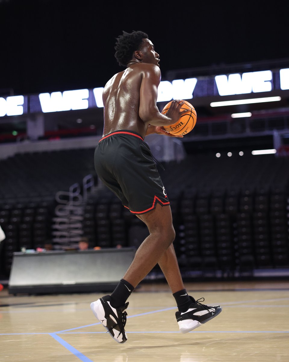 Cincinnati Men’s Hoops tweet media