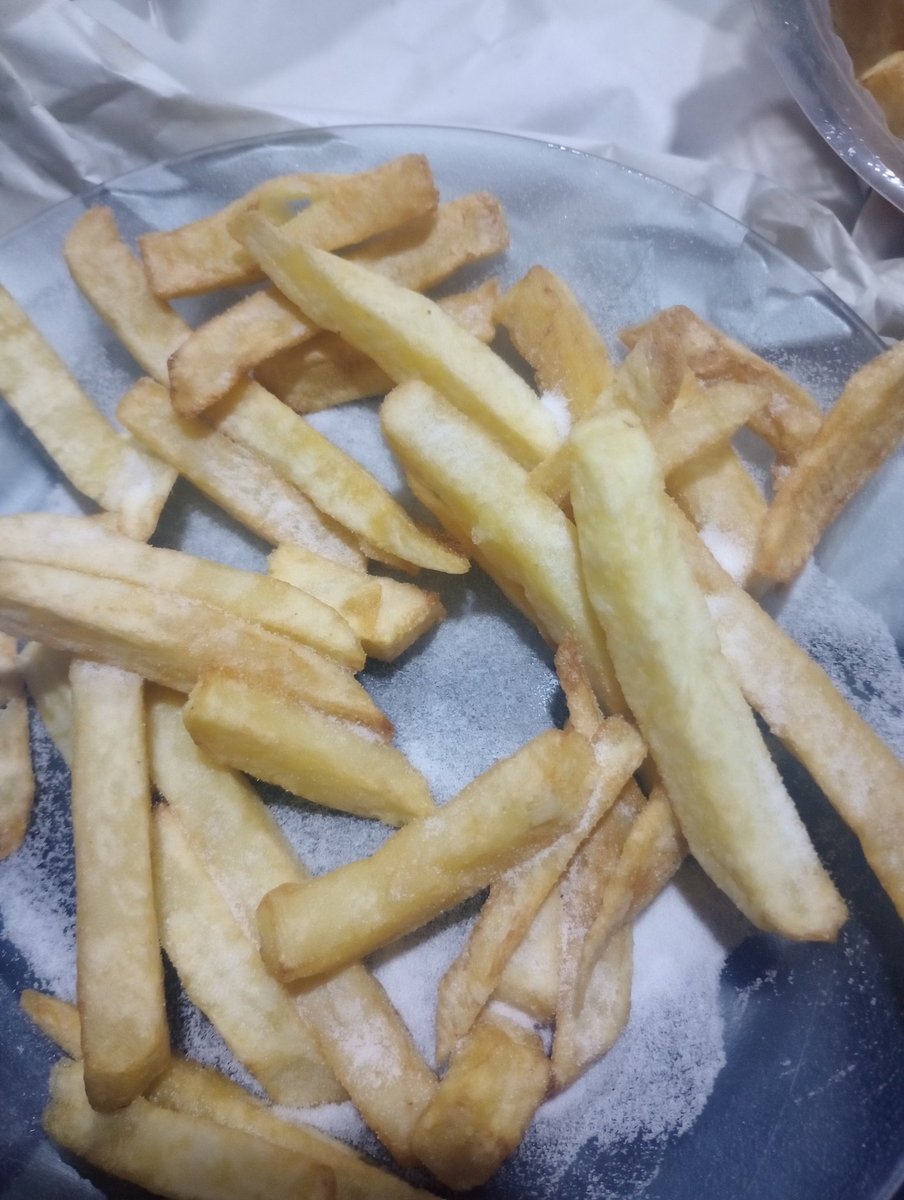 Comiendo papitas pq decirle lo mucho que lo amo no está bien 🫶🏻