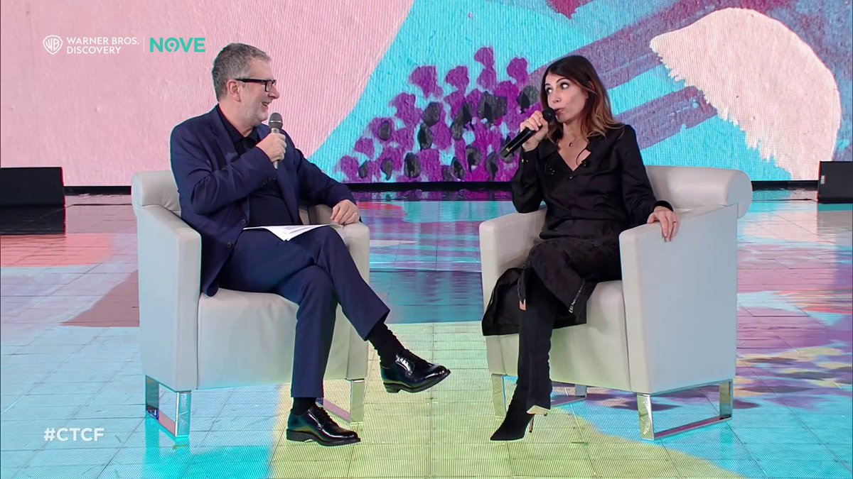 chetempochefa's tweet photo. "Mio figlio mi chiese 'ma hai vinto Sanremo giovani o Sanremo vecchi?' e io gli ho detto 'amore mo te meno'".

@Giorgia a #CTCF https://t.co/AQ0FYTtYV2