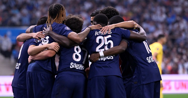 PSG_inside's tweet photo. Un Paris royal s’adjuge le Classique ! 🗞️

#OMPSG (0-3) | #LeClassique