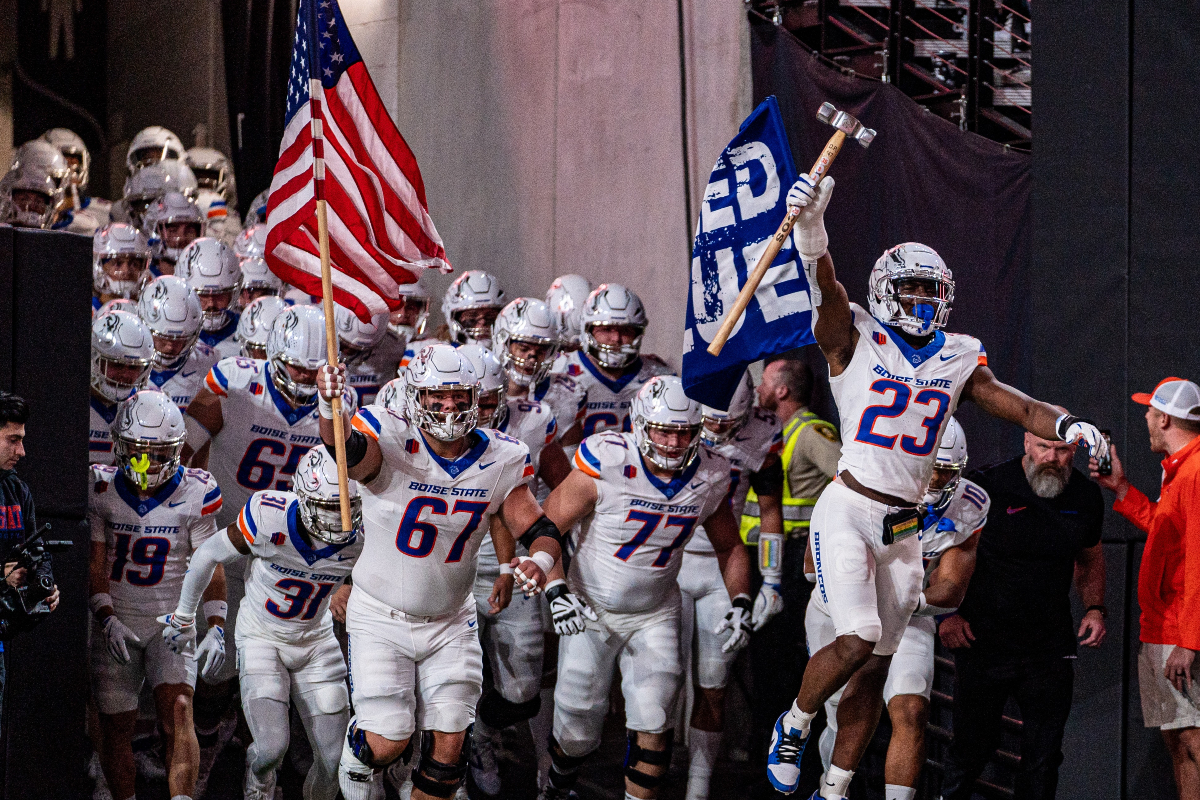 BroncoSportsFB's tweet photo. Something about this team 

#BleedBlue | #BuiltDifferent https://t.co/Bk53RfXizV