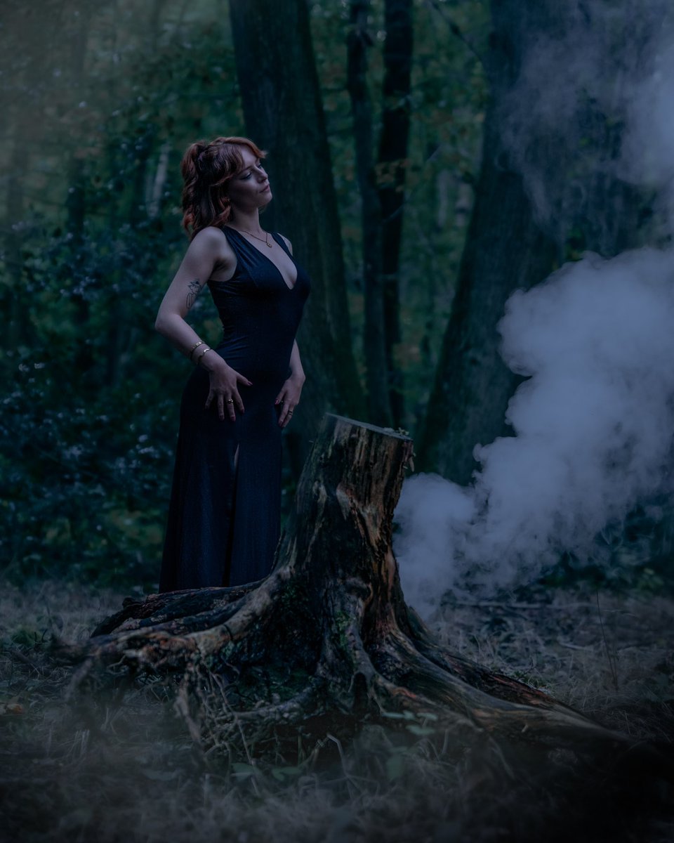 firstadekit's tweet image. Witches go to nature to be soothed and healed and to have their senses restored. 

In frame: missAntonia

#halloween #spookyseason #seasonofthewitch #sonyalpha #birminghamphotographer #0121portraits #purpleport #ukportraits #birminghammodels #idealportrait