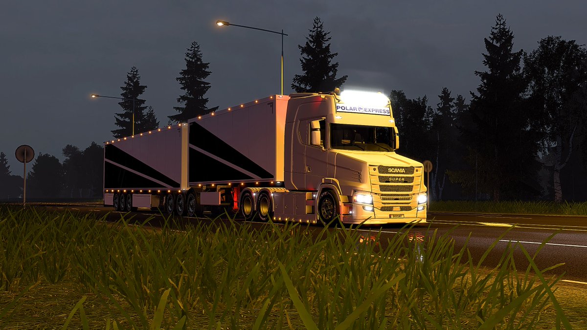Aussie_Bushman's tweet photo. Good Morning to all you truckers out there,
Southern Finland to Lapland in Northern Noway in my "Polar Express" Scania T Series "Torpedo" by Jon Ruda Mods.
#scania #bestcommunityever #eurotrucksimulator2 #jonruda #virtualphotography #vpnetwork https://t.co/HA1c5W4KdT