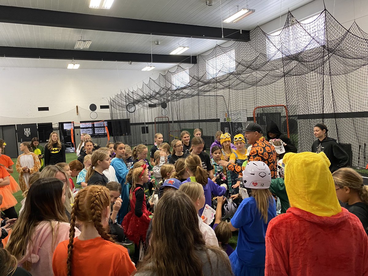 The School Baseball and Softball Academy tweet media