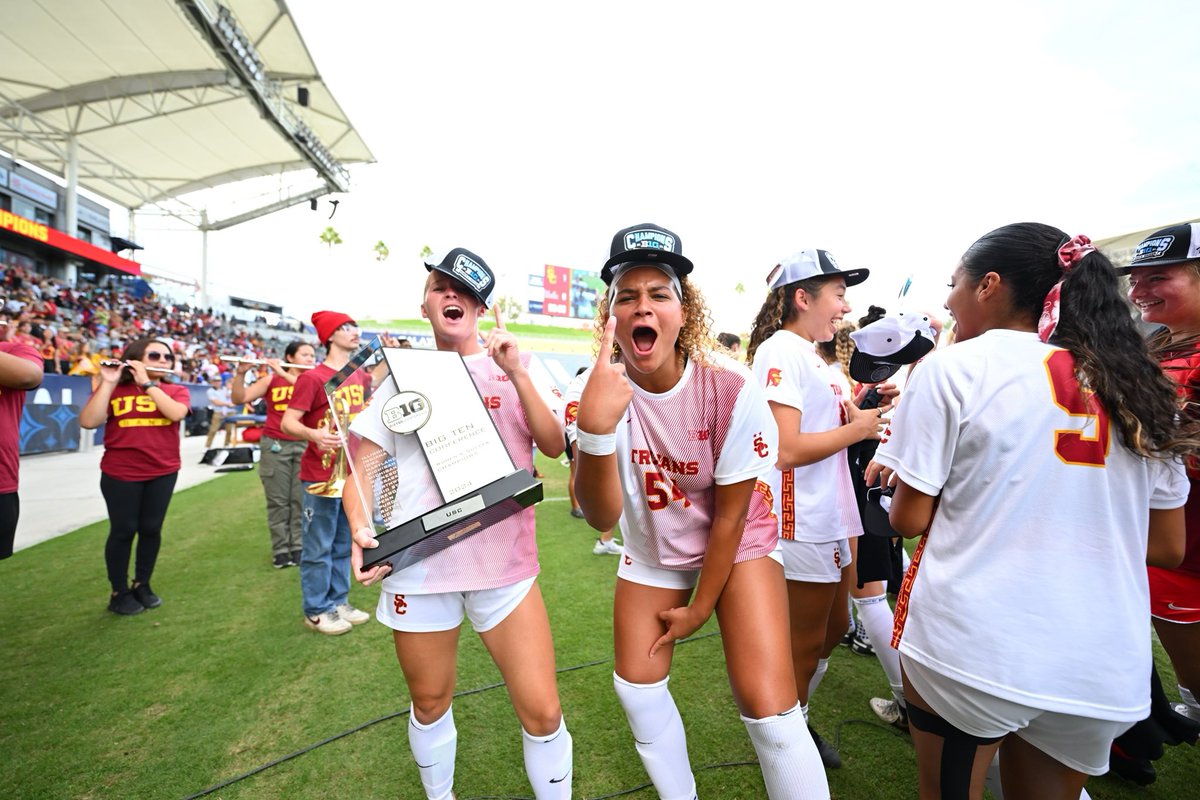 How sweet it is! #Champs 😆✌️