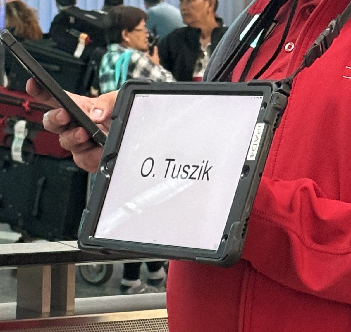zkerravala's tweet photo. Looks like @Tuszik landed at LAX the same time I did! See you at #CiscoPS @Cisco https://t.co/eNa6YGWgyA