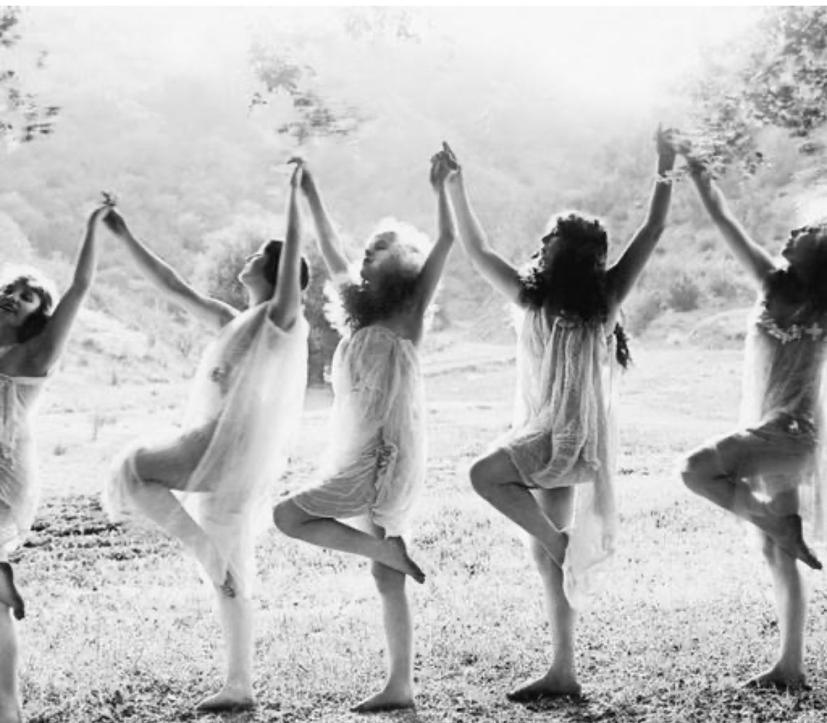 StephanieMoD's tweet photo. There is nothing more beautiful than a woman in love with every breath she takes.
#lifeaffirmation https://t.co/S1D6CpPsDg