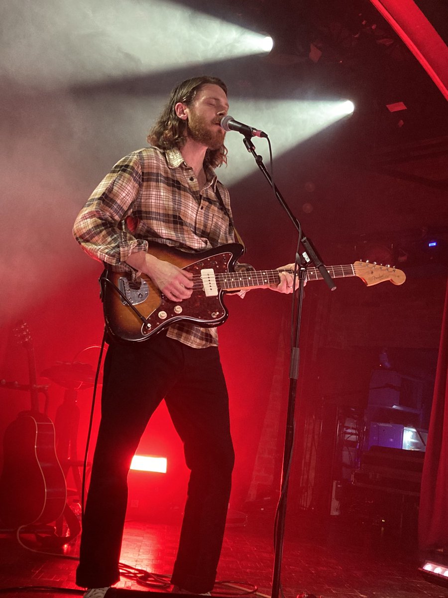 LisaKFlint's tweet photo. I just love going to gigs where you are spellbound by the performance. Thank you @OldSeaBrigade for a coming to London on a Sunday evening! https://t.co/w5NnVBeblU