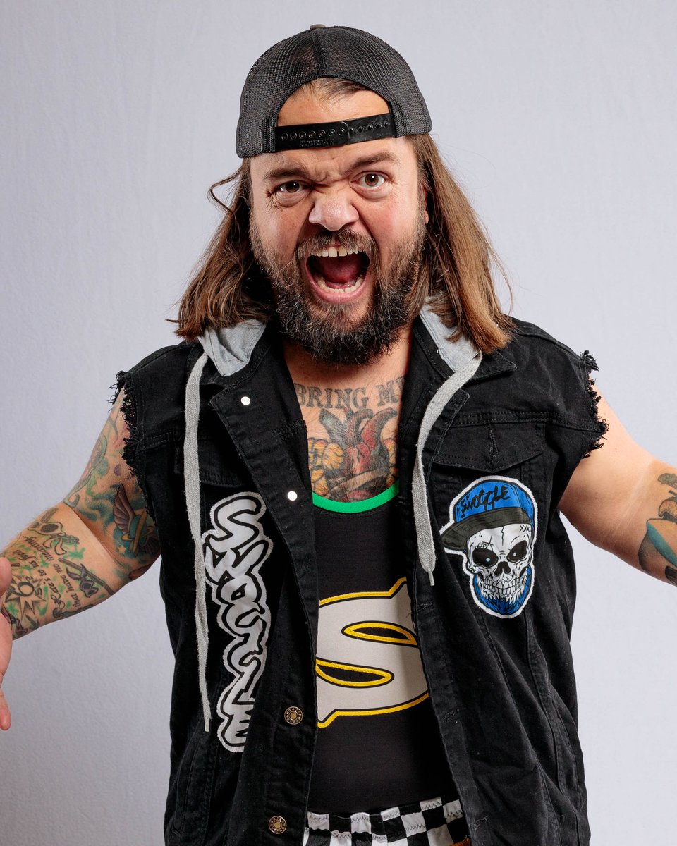 EvilUno's tweet photo. MAIN EVENT OF #MysteryWrestling11

Ladder Match:
Swoggle vs. Cowboy Mike

WATCH it RIGHT NOW for FREE:
https://t.co/PjKLiBe50o https://t.co/ooEPlUJYqr