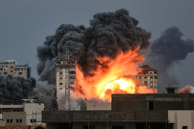 ModernMaccabi's tweet photo. @Bernadotte22 Kaboom Gaza Kaboom!!! 

💥 💥💥😎 https://t.co/KNnxDKdbNz