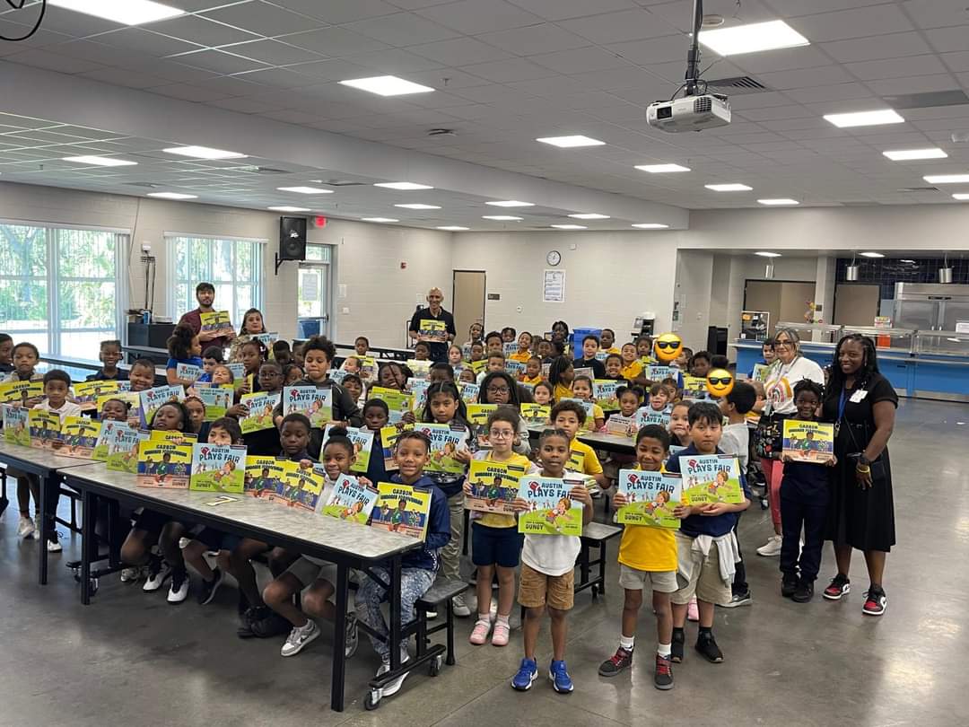 We were honored to welcome the legendary Coach Tony Dungy! His inspiring message left our students with lasting lessons in character, perseverance, and leadership. Thank you for making this day unforgettable! @DungyFamilyFdn <a href="/LaurenDungy/">Lauren Dungy</a> #YES2HCPS