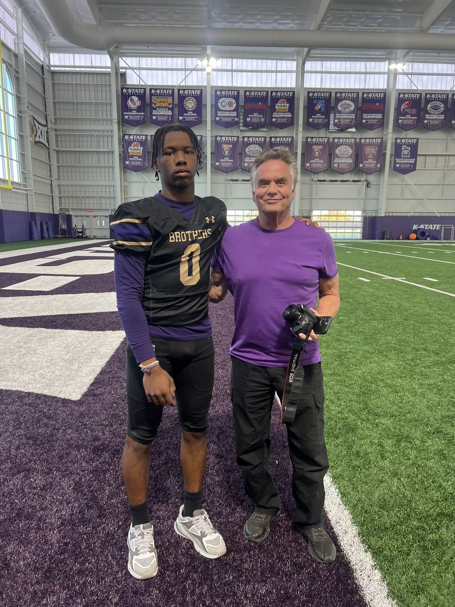 Nicktheone26's tweet photo. Had a great time at Kansas State University. I had some great conversations with lots of different coaches and loved the environment. Can’t wait to get back @CoachKlanderman @Coach_Middleton @KStateFB @AllenTrieu @NateLatsch @JPRockMO @nelly_mizL4C https://t.co/UEbeKQziXM