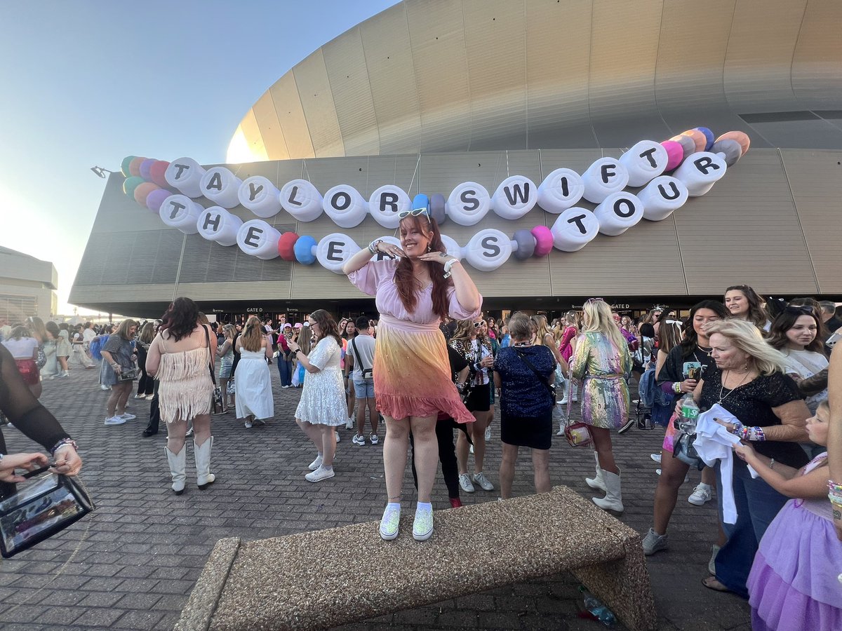 samibakescake's tweet photo. @taylornation13 put me in coach, ya girl’s ready 🫡  #NOLATSTheErasTour https://t.co/Mr85aVei7B