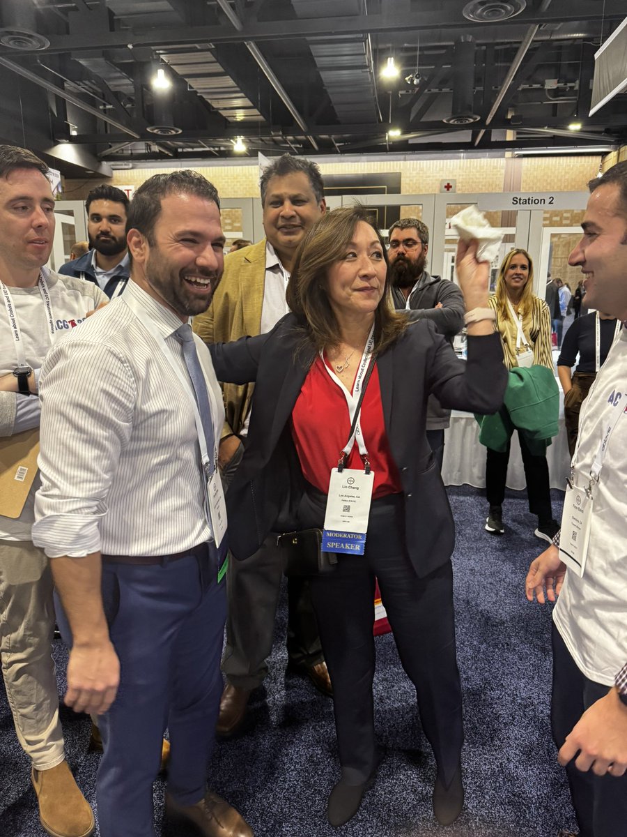 MN_GIMD's tweet photo. Get yourself a leader that wipes off beads of sweat off your face after a round of #EndoTitans @LinChangMD @raman_muthusamy !
@UCLAGIHep team came ready to @AmCollegeGastro #ACG2024 @BilalMohammadMD https://t.co/pbAAKRR7nr