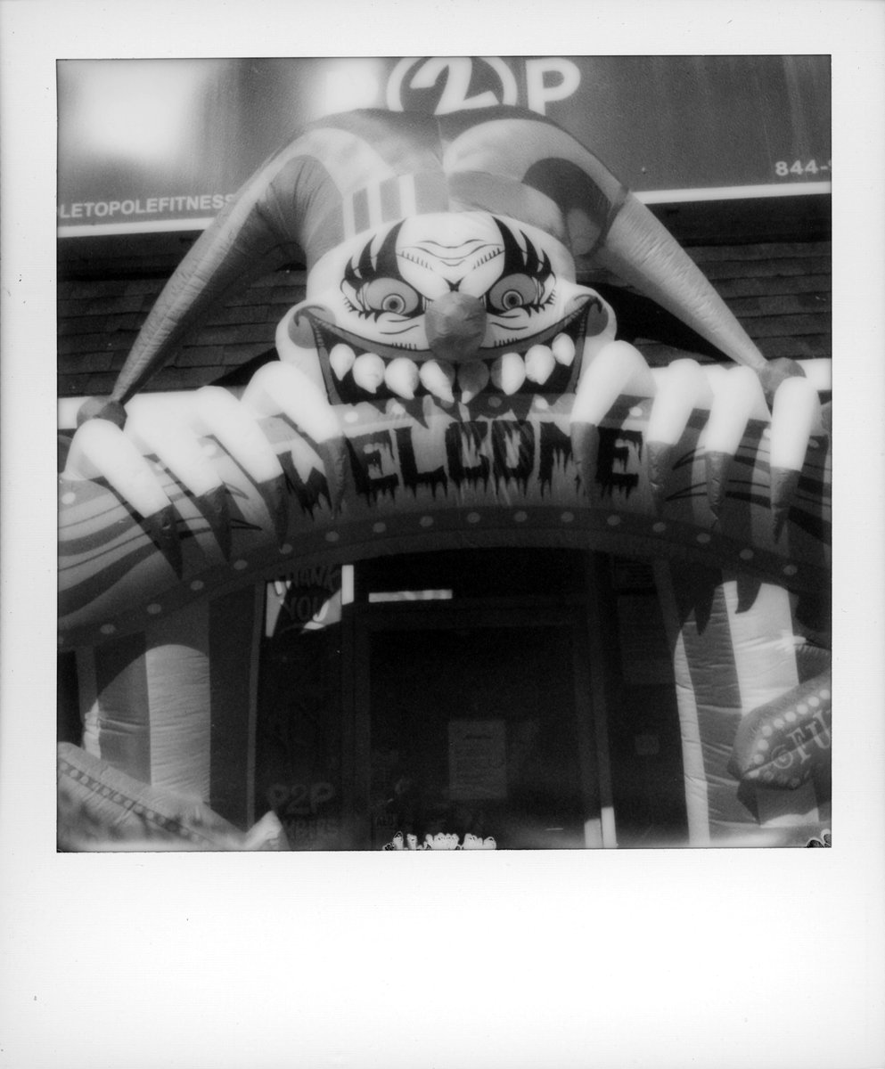 BrianBednarek1's tweet photo. Polaroid I-2
Polaroid Week
#Polaroid #instant #I-2 #FilmIsNotDead #polaroidweek https://t.co/smA5jXCAmN