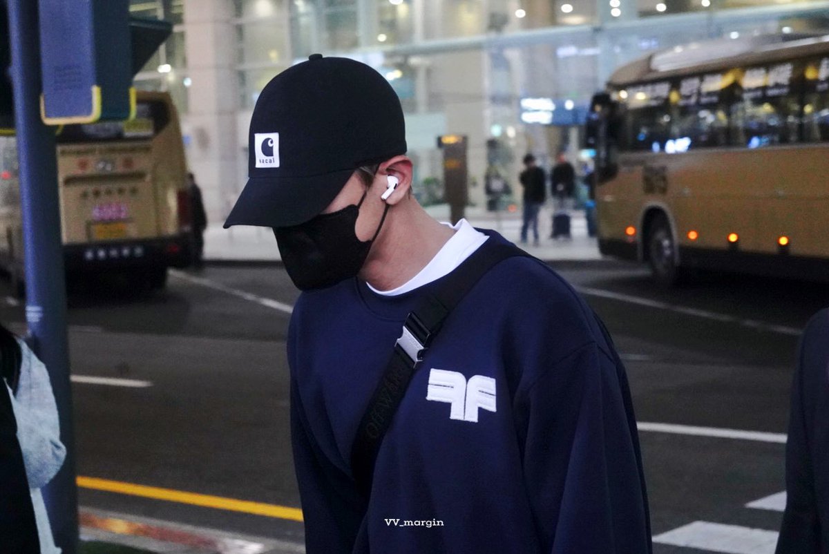 VV_margin506's tweet photo. 20241028 icn🇰🇷
#PARKCHANYEOL #chanyeol #찬열 https://t.co/TARmDW7lwV