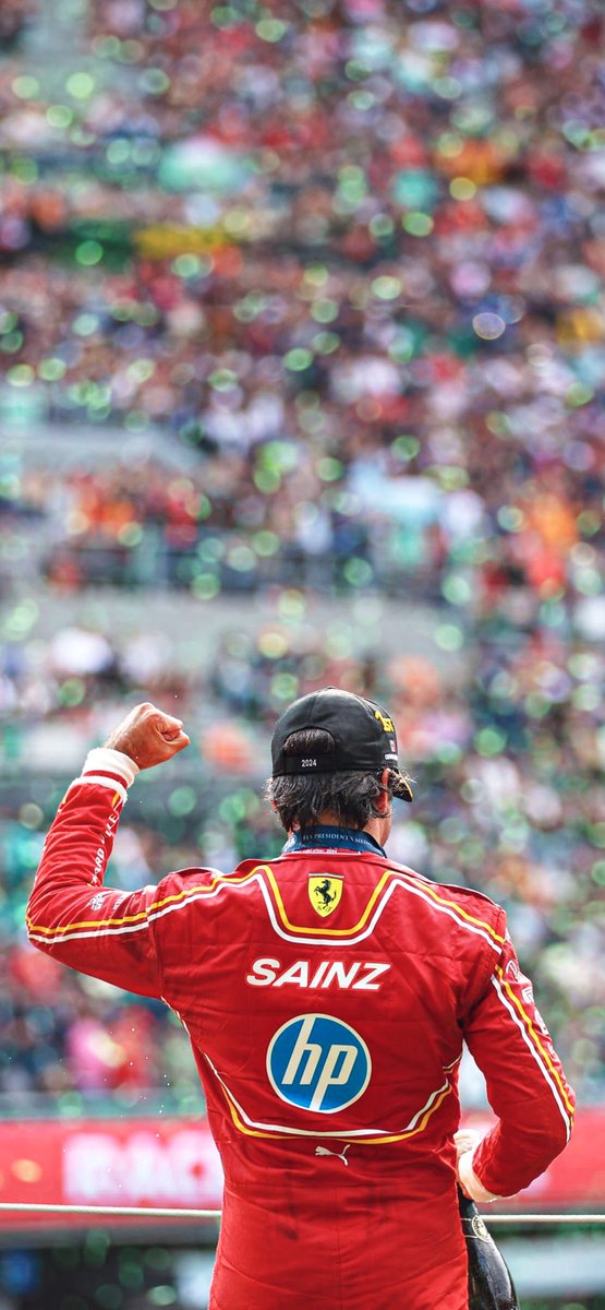 F1WallpaperHQ's tweet photo. Podium Wallpapers 🍾

#MexicoGP | @Carlossainz55 https://t.co/8E7rpiZ5ad