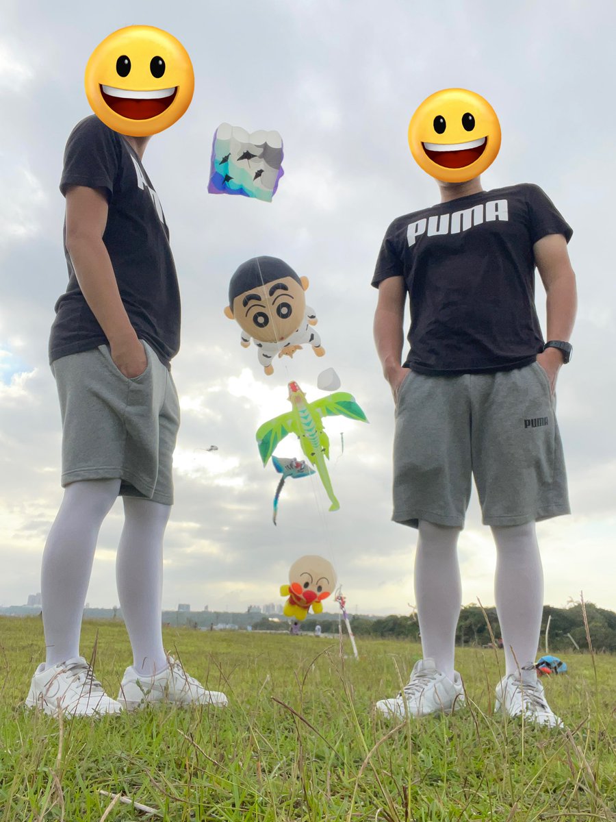 巨大風箏

#絲襪 #褲襪 #白褲襪 #褲襪愛好者 #男生穿褲襪 #mantyhoseinpublic #pantyhose #whitepantyhose #mantyhose #stockings #tight