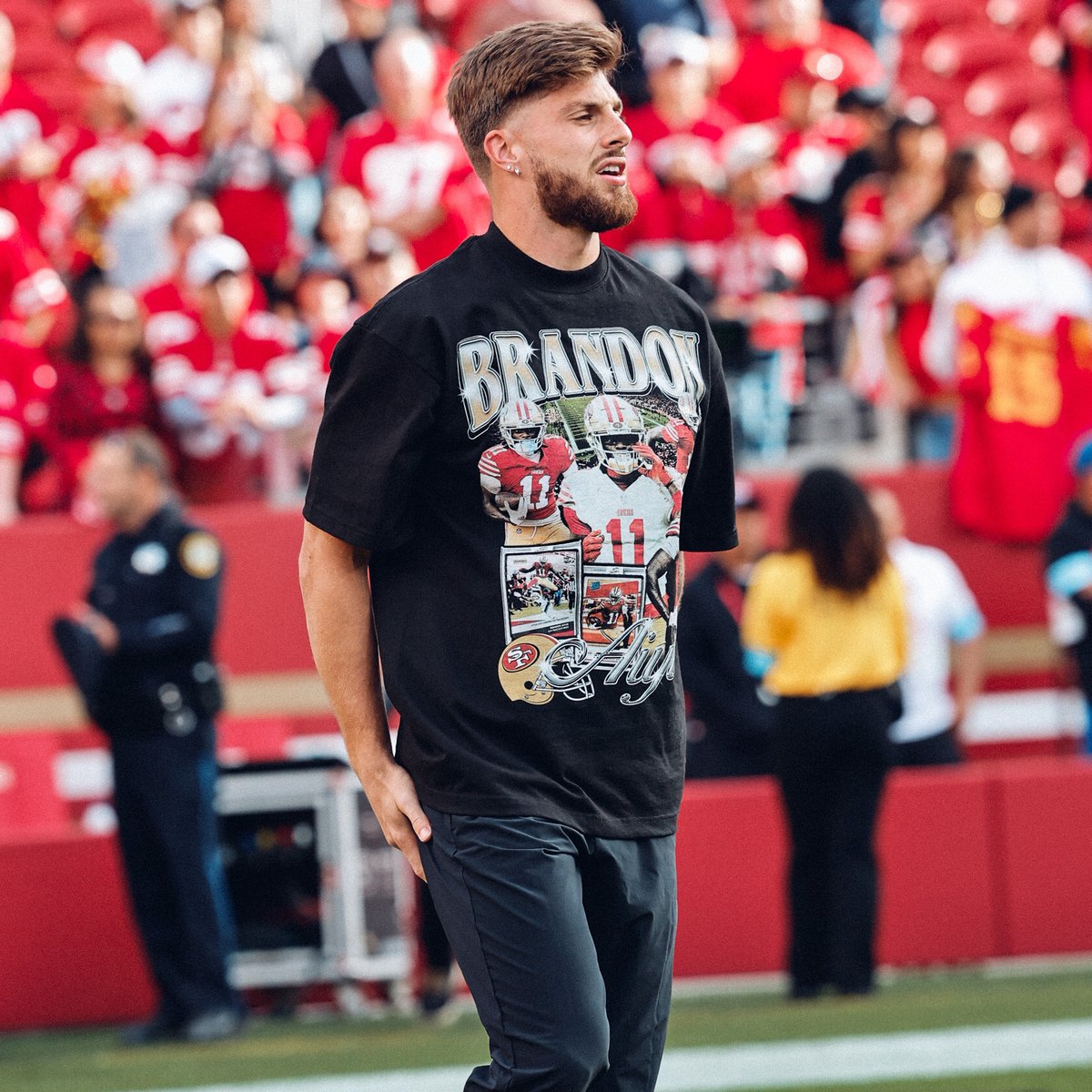 49ers's tweet photo. All love for our guy BA ❤️💛

#IGYB https://t.co/G3eRXaJ0GP