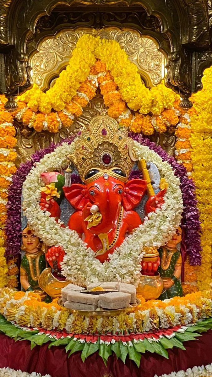 nitinmishraup's tweet photo. वक्रतुण्ड महाकाय सूर्यकोटि समप्रभ।
निर्विघ्नं कुरु मे देव सर्वकार्येषु सर्वदा॥

 जय श्री गणेशाय नमः  "  हर हर महादेव 🙏🚩 https://t.co/ofcyPkStCK