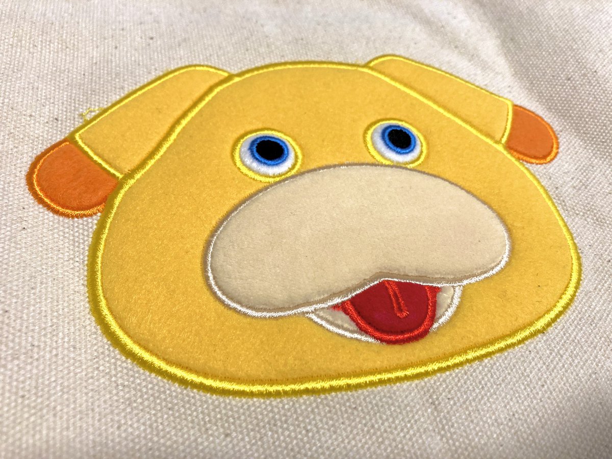 NuuStich's tweet photo. ぎゃーーー！めっちゃかわいいピクミンの刺繍バッグ出来たから褒めて！てか自画自賛する😂大変だったけど全種類縫えました！全部で22色使った！😳オッチンもフェルトでふわもこカワイイぞ！これ持ってピクミン一番くじ当てに行きたい♪#ハンドメイド https://t.co/Lrd9cuXRO4