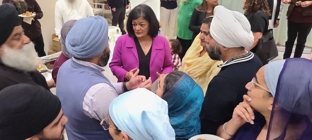 PramilaJayapal's tweet photo. What an historic day! Today @GwenWalz paid her respects and gratitude to the Sikh community in Michigan. This is the first major party Presidential ticket campaign to visit a Sikh Gurdwara ever! 

It was an honor to be part of making sure EVERYONE is heard, respected and seen  Wonderful to be there, with @DebDingell &  @RanjeevPuri. Let’s go win!