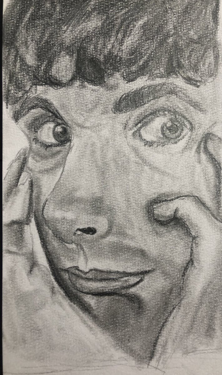 thatspiritguide's tweet photo. young michael sheen portrait

#MichaelSheen #artist #portrait https://t.co/tdotzpLaYI