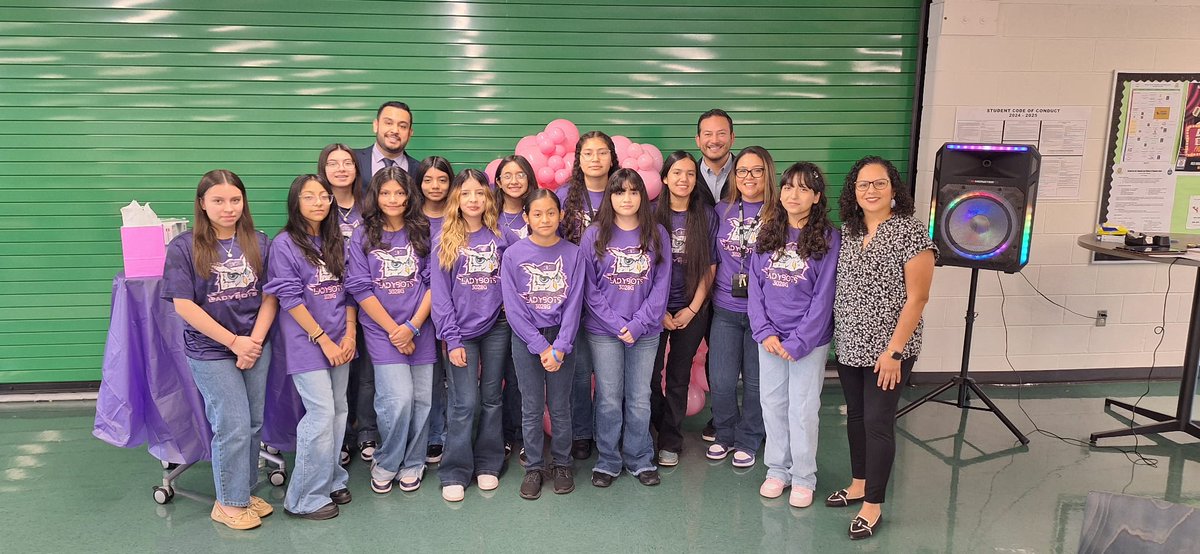 Mrs_Cortez12's tweet image. Yesterday the lovely LadyBots hosted their #GirlPowered Workshop: Girls & Gears @STAGinPG and it was nothing short of amazing! We kicked off with inspiring keynotes by @N_Bernardino, @MrCortezRobotic and Hope Arnett, engineer at @TXInstruments all of which shared their journey…
